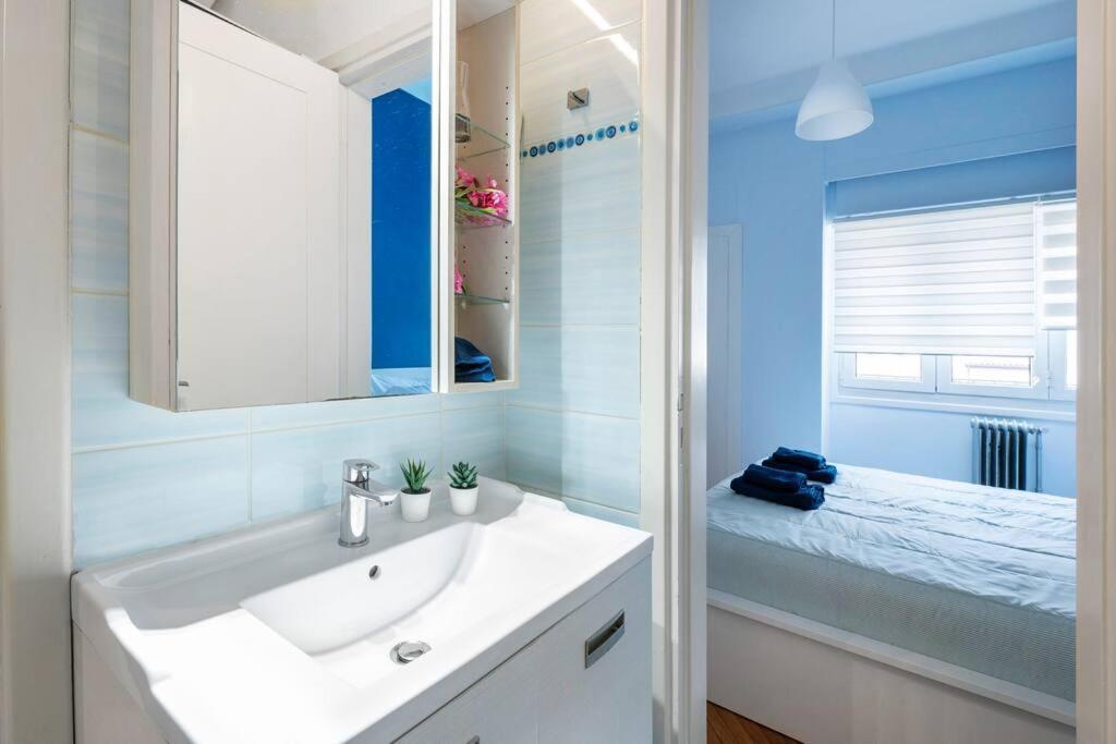 Apartamento Brilliant 1Br Apt In Kolonaki Atenas Exterior foto